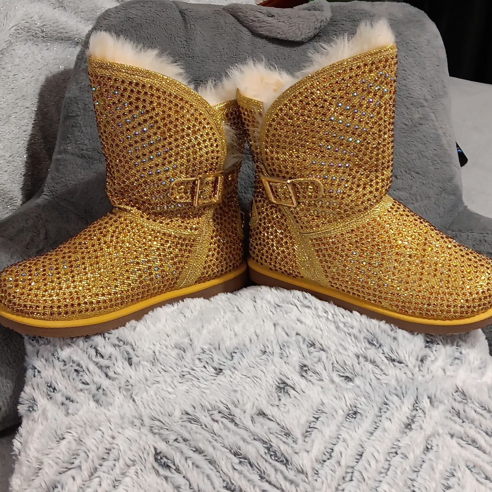 Sheikh Gold Boots new size 8.5.